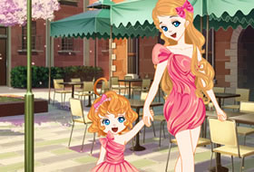 Mother And Daughter Dressup