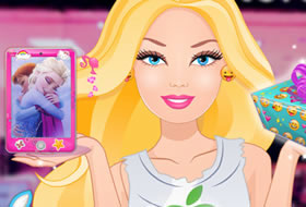 Barbie customise son IPhone