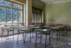 Abandoned Schoolhouse Escape